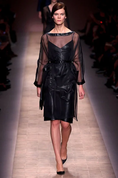 Look 5